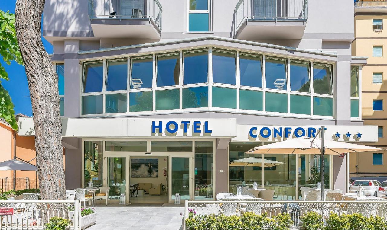 Hotel Confort Rimini Bagian luar foto